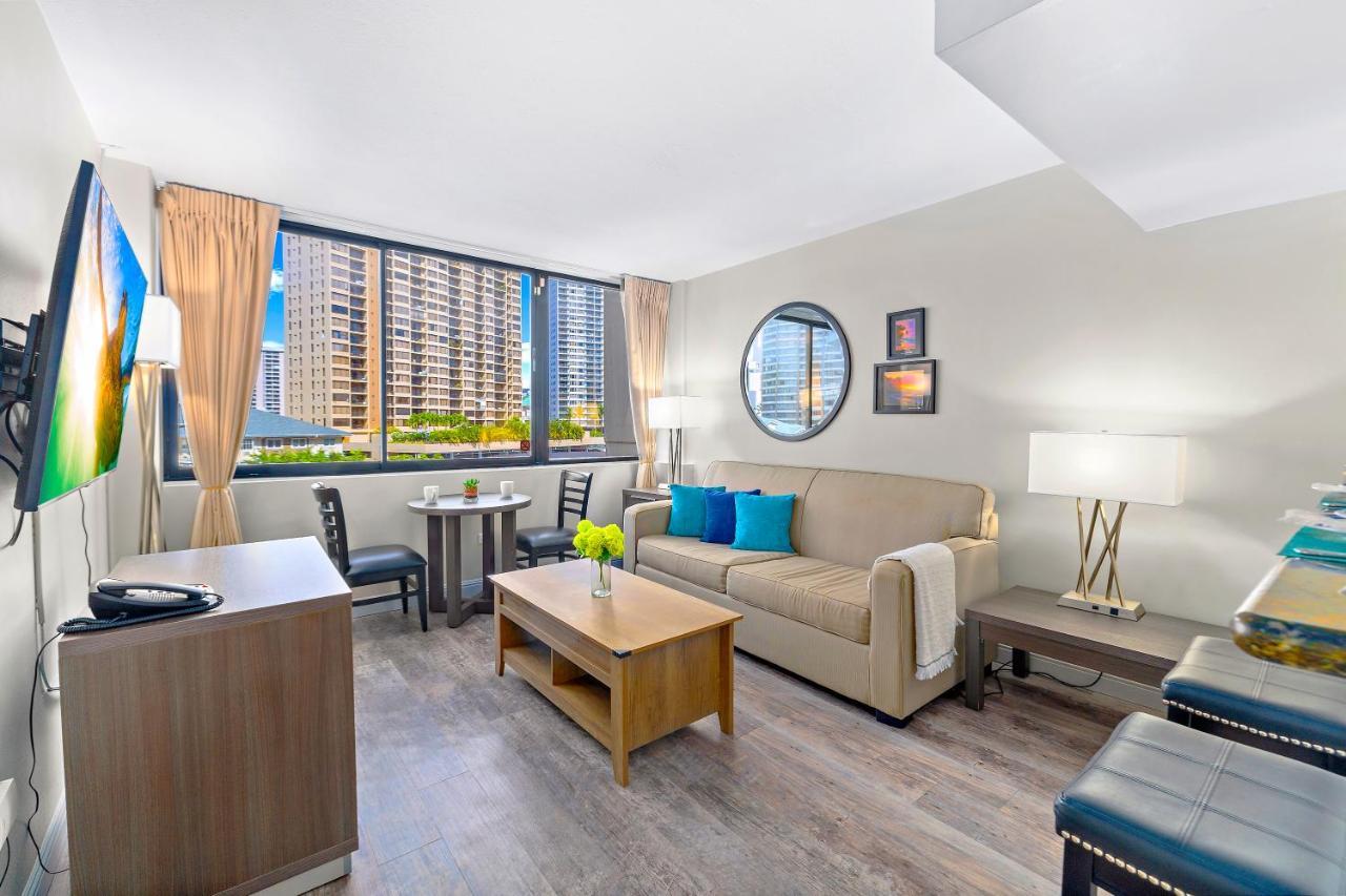 Renovated With City View At Aqua Palms Waikiki Honolulu Bagian luar foto