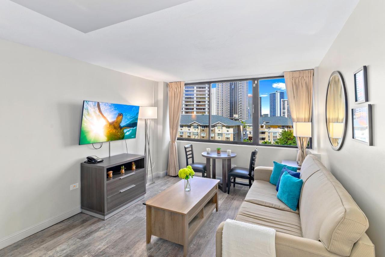 Renovated With City View At Aqua Palms Waikiki Honolulu Bagian luar foto