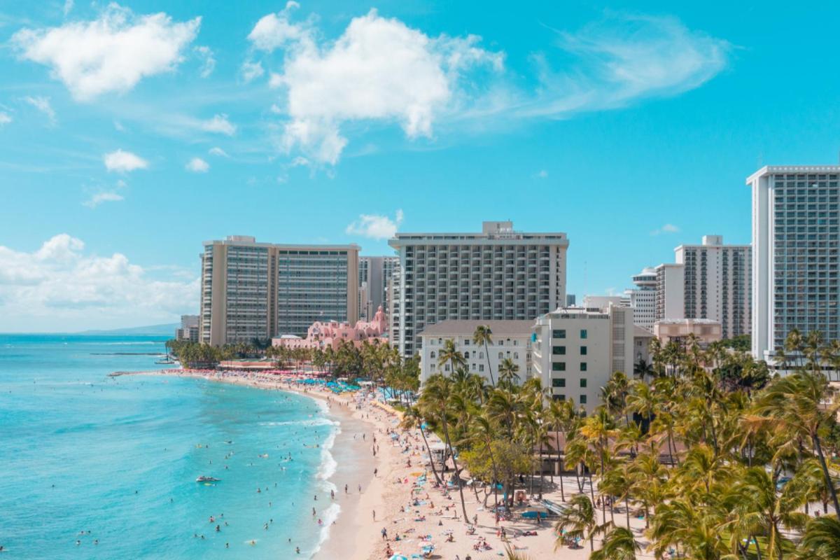 Renovated With City View At Aqua Palms Waikiki Honolulu Bagian luar foto
